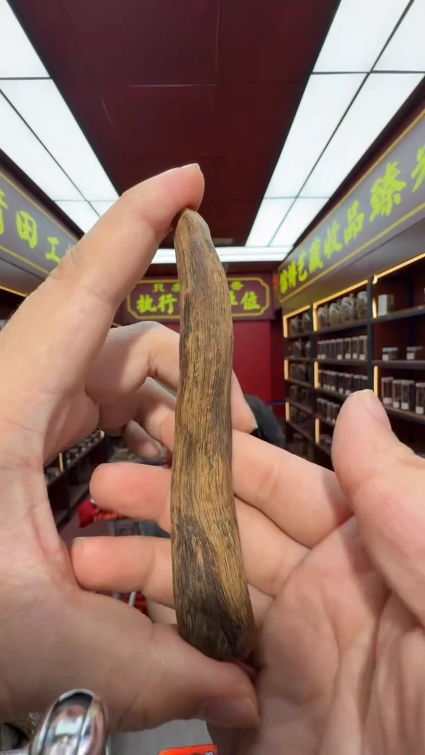 沉香吊坠多样性发一