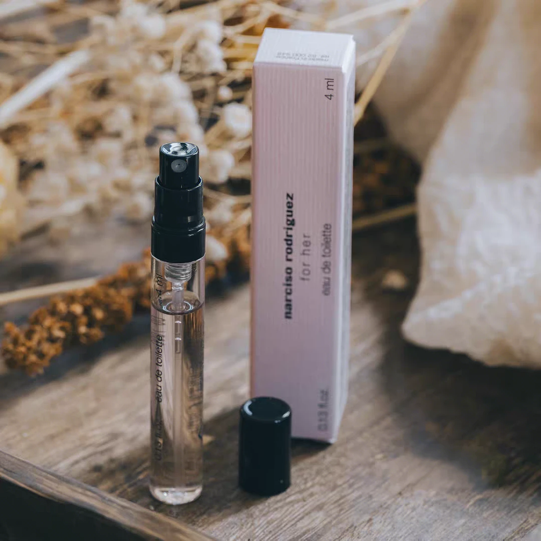 罗德里格斯for her女士香水4ml 黑瓶优雅温柔礼物斩男 带喷头