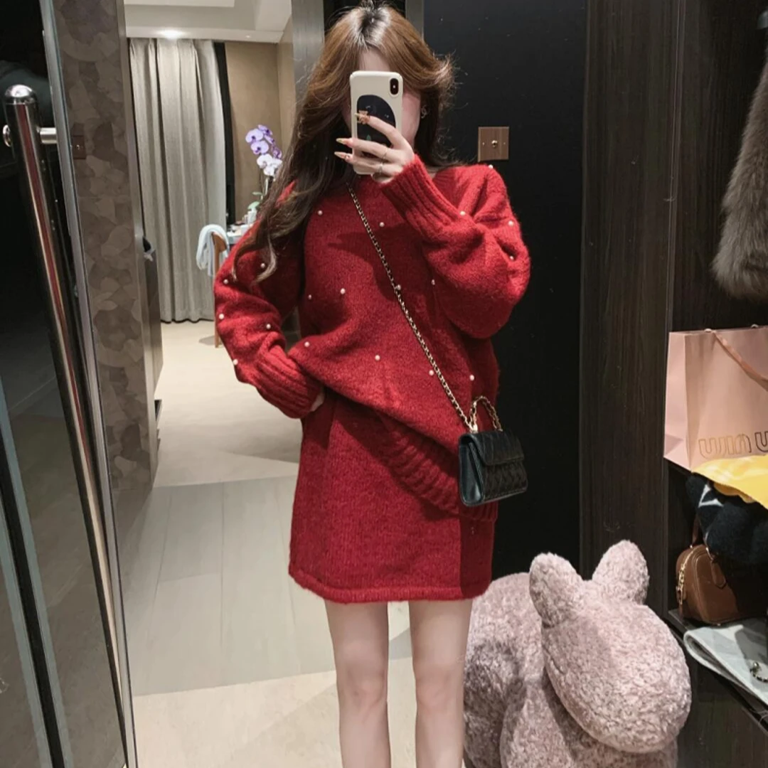时尚新款秋冬小众设计感复古红慵懒风套头毛衣显瘦百搭裙子套装女