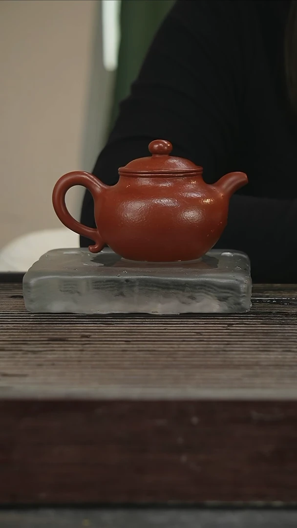 茶壶紫砂43号260CC