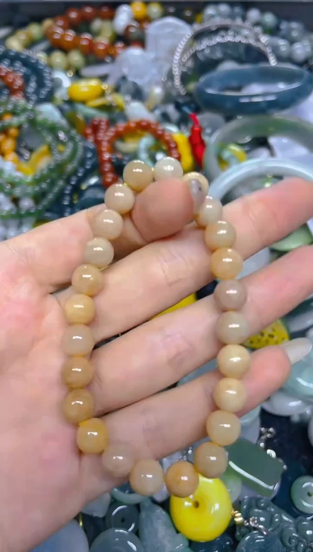 颈饰未镶嵌翡翠7MM/ J /翡翠A货，一件也是批发价