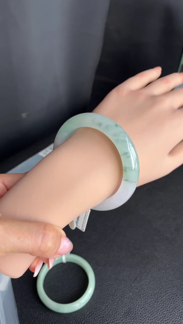 未镶嵌手镯翡翠57号55.5*11.8*9.2正圈