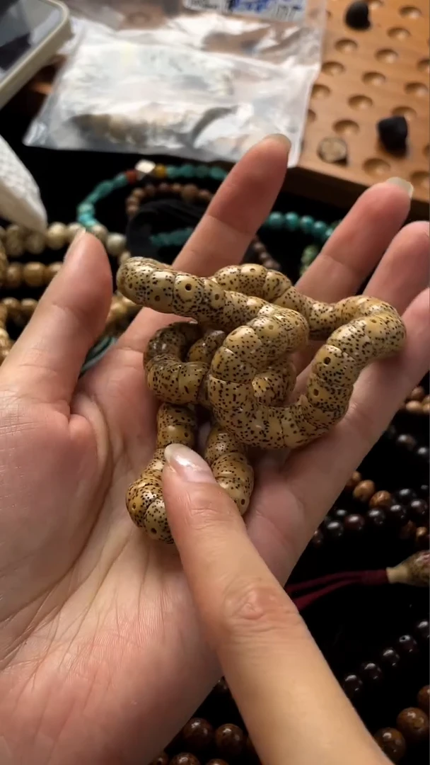 手串星月菩提精工级陈籽大肠10*7手持