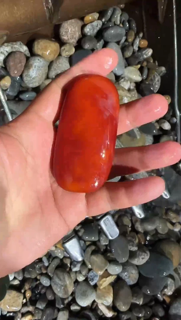 未镶嵌和田玉（糖玉）挂件1