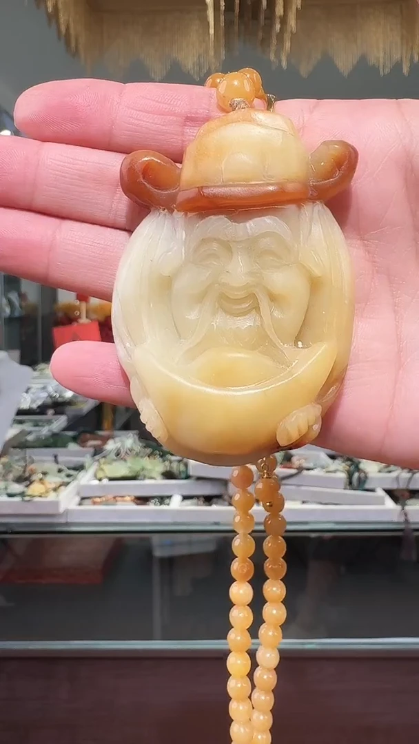 颈饰未镶嵌和田玉吊坠