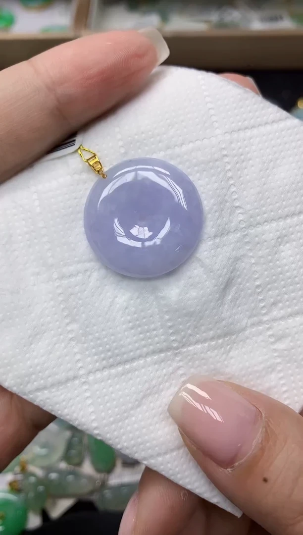 颈饰18K金镶嵌翡翠1111111111