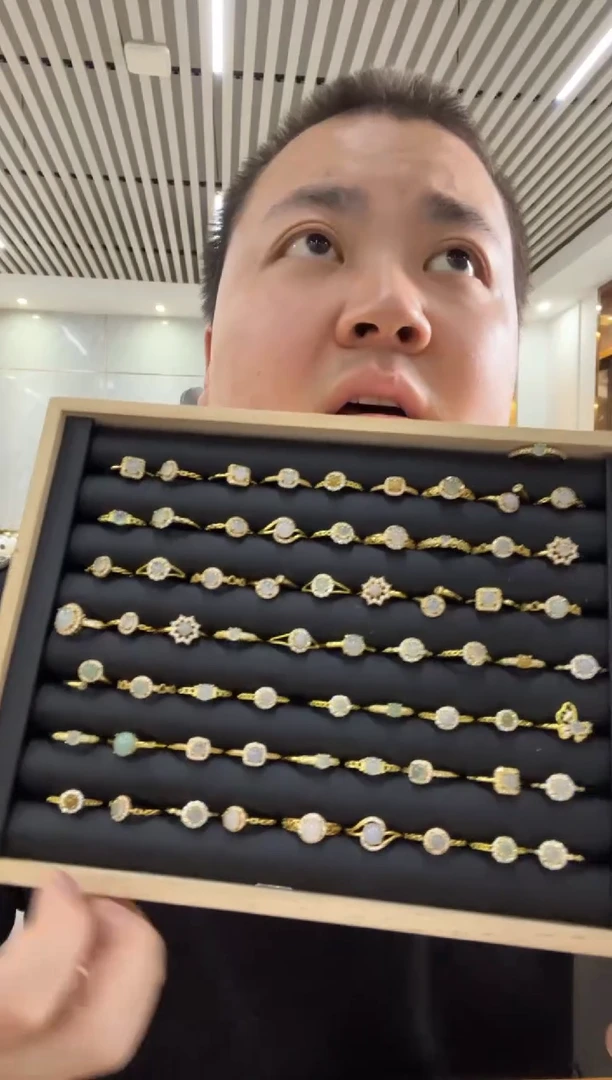 翡翠戒指未镶嵌戒指