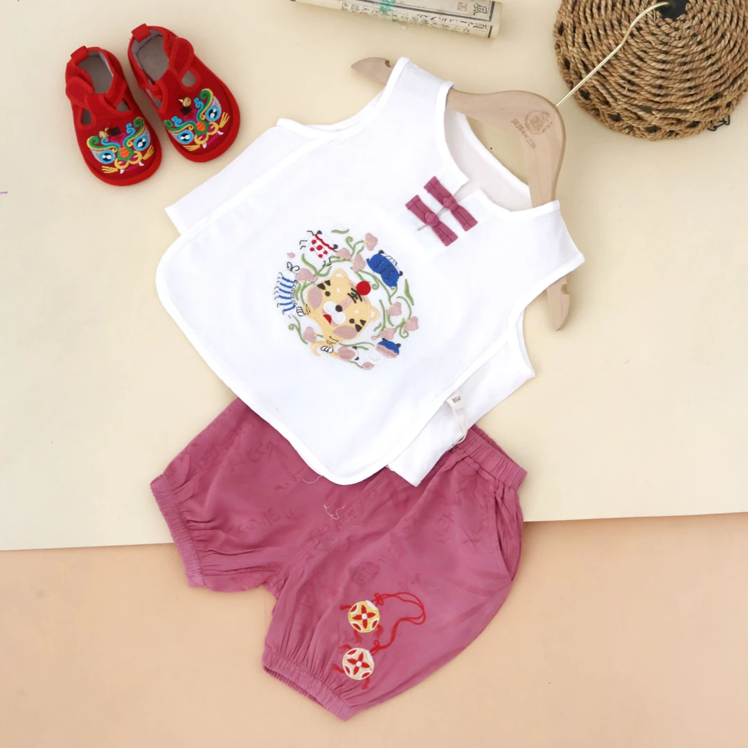 薄款夏天洋气夏季无袖打底链条上衣绣五毒汉服背心套装