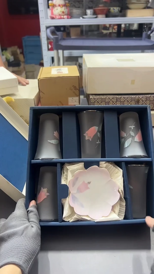 瓷片W****8默认微瑕，满38包邮811