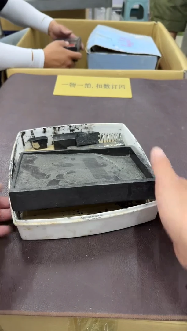 琉璃手工艺品天****）124