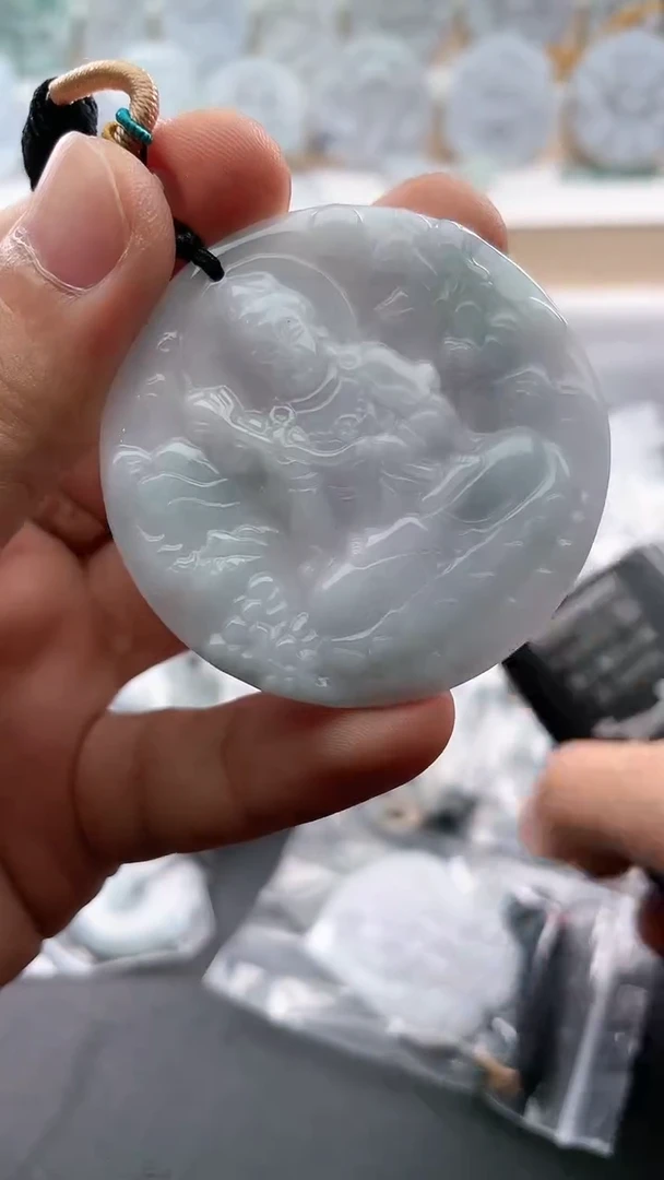 翡翠未镶嵌颈饰2025/6/10/151