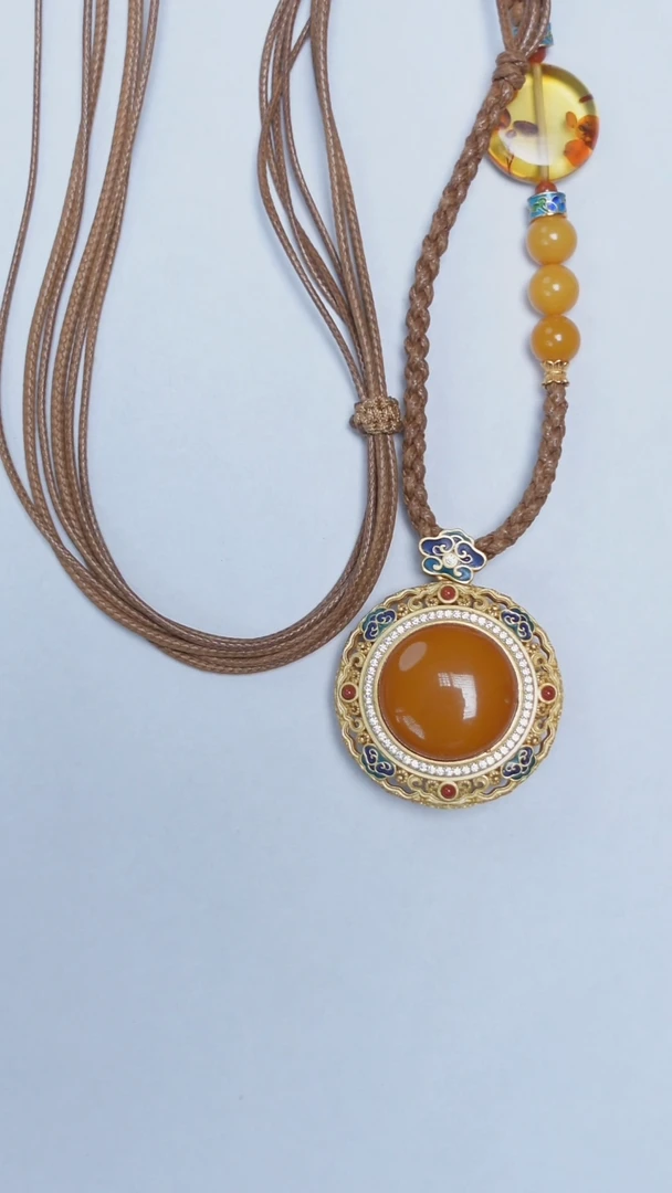 未镶嵌颈饰琥珀老蜡花珀双面蛋面吊坠