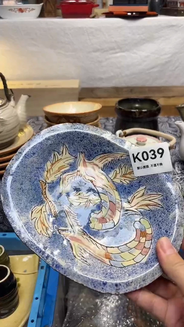 瓷片拿****?喵喵家都是大漂亮