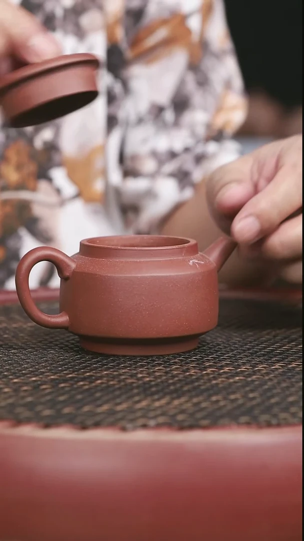 茶壶紫砂35号全手工中曹清巨轮微瑕150CC
