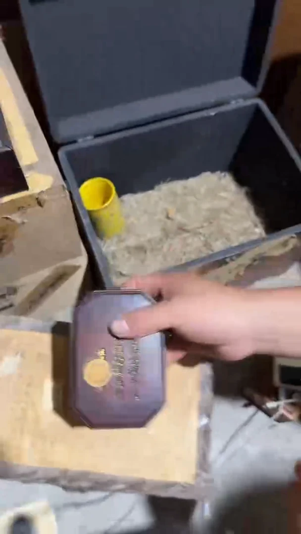 木闪电购链接精品摆件魔盒