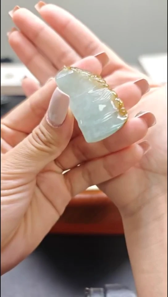 颈饰未镶嵌翡翠A4