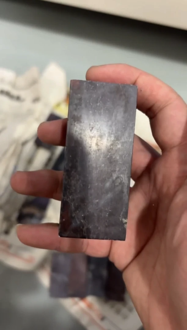 1270005385伊犁石3*3*7单方放送