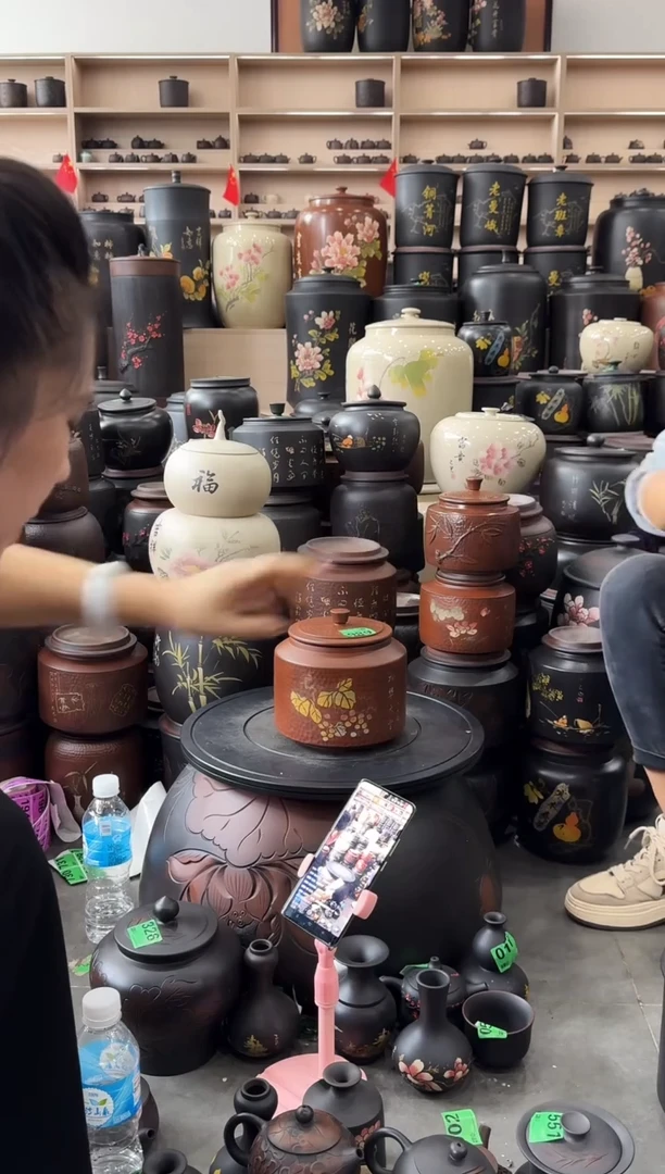 罐瑕疵茶叶罐 德中古铜色  686