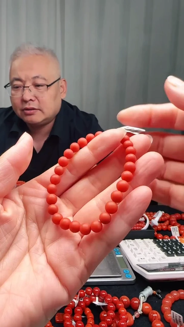 未镶嵌多样性发一件南红玛瑙【收藏级】6.9mm阿东寨哑光圆珠单圈