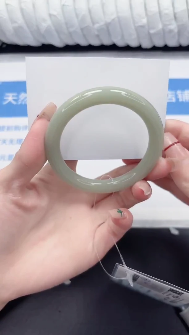 未镶嵌手镯石英质玉24-60.5DY