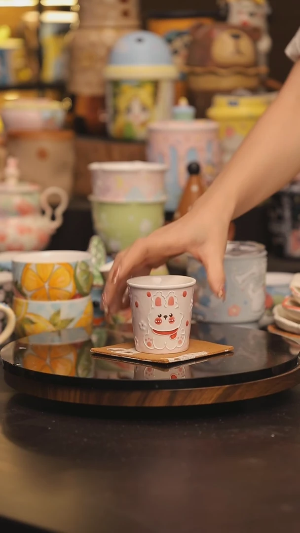 景德镇釉下彩绘设计师款式陶瓷