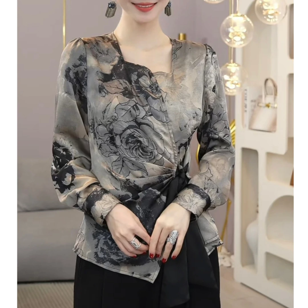 现货2025秋冬新款【3135】高级感百搭洋气时尚显瘦小众气质方领上衣