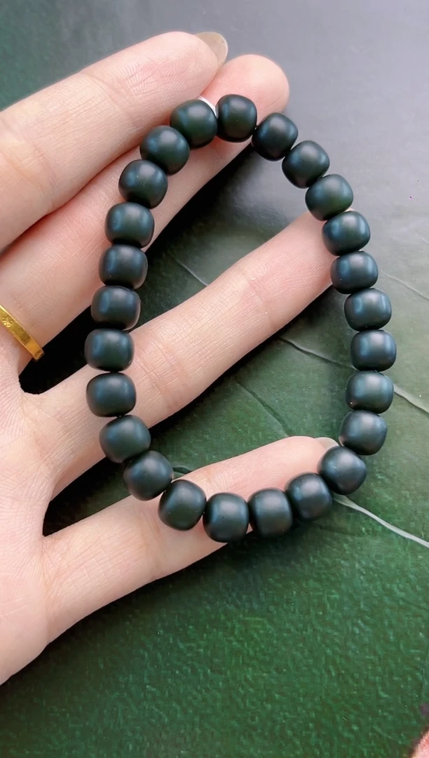 未镶嵌手串和田玉手串