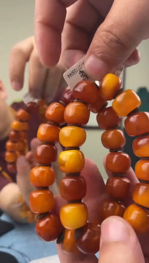 未镶嵌蜜蜡珠宝奇石030，15微瑕假一罚十多样性发其一