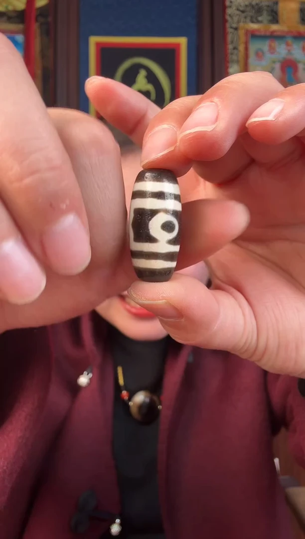 无非金属黑白三眼