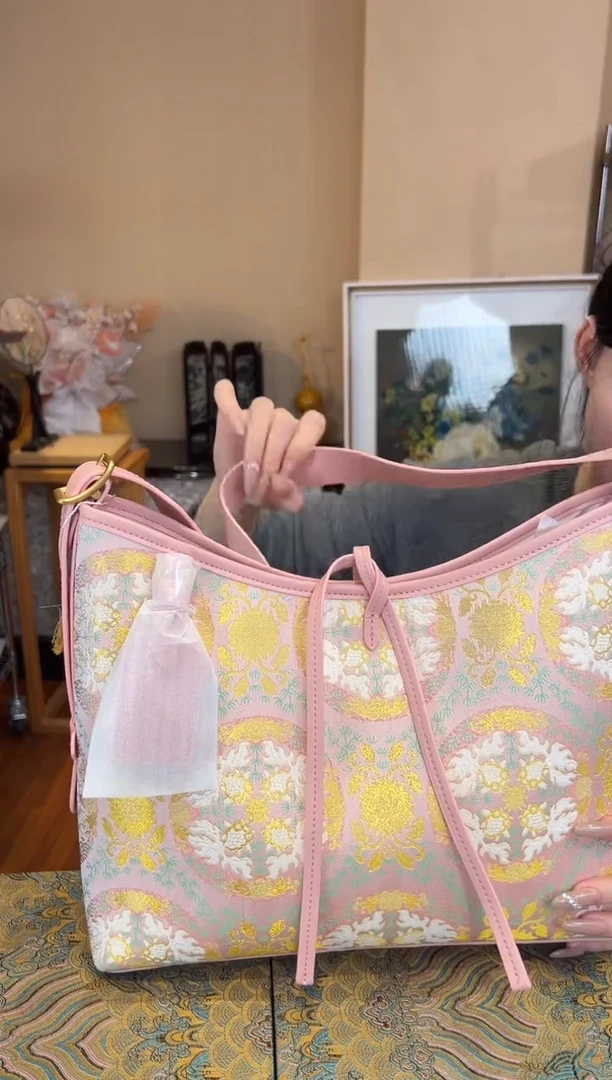 刺绣名家宋锦钱小萍宋锦