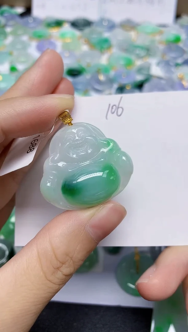 翡翠未镶嵌颈饰天然缅甸翡翠A货