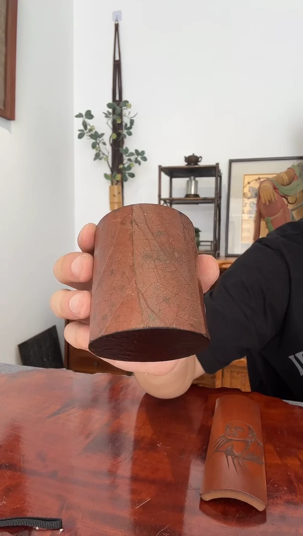 瓷片中古品个别存有岁月痕迹，谨慎下单哦~