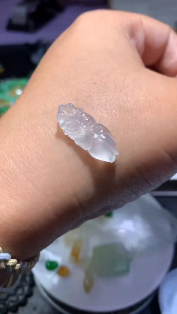 未镶嵌定制翡翠毛货