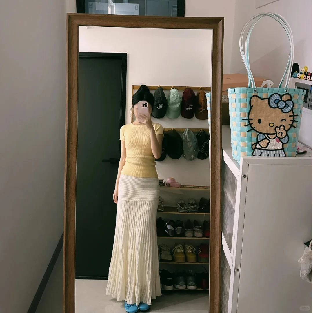 纯欲气质圆领薄款短袖针织上衣配包臀百搭针织半身裙套装夏季新款