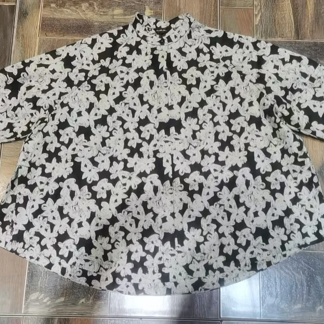 时尚百搭立领杏花衬衣