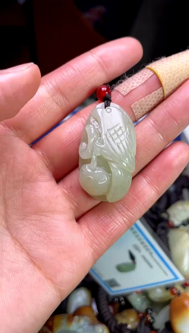 【闪购商品】和田玉颈饰未镶嵌1