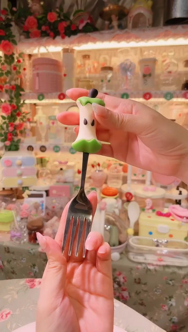 摆件开播福利数量不多，快抢！青苹果叉子