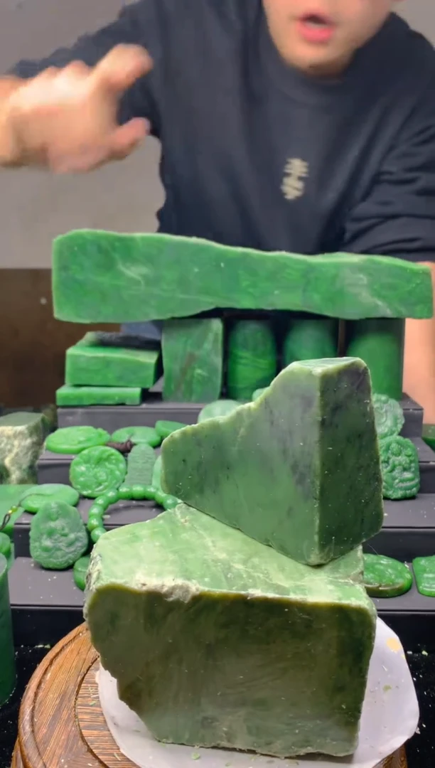 未镶嵌和田玉珠宝半成品1