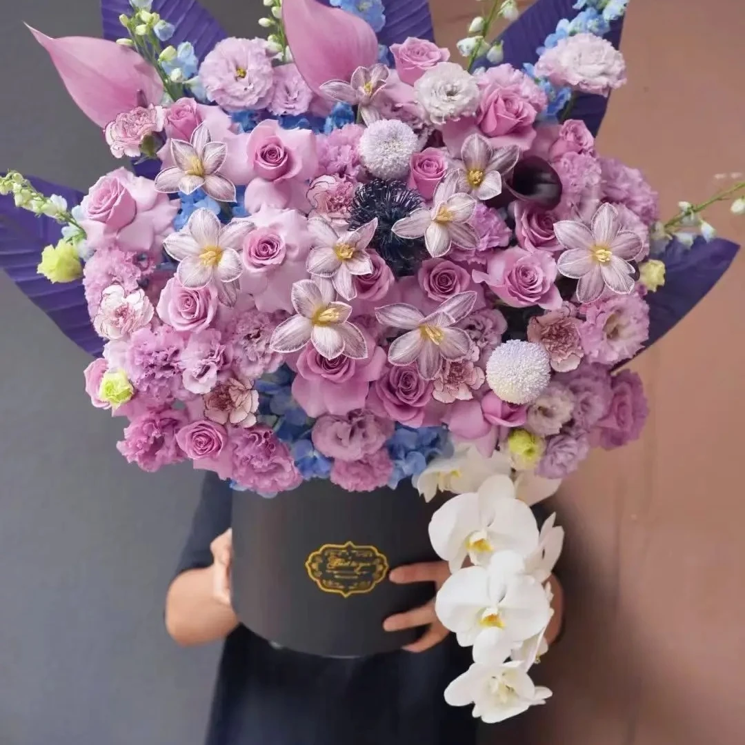 想念就去见面，带着花和真诚  【爱的一千零一夜】  紫玫瑰混搭郁金香精致小众花材