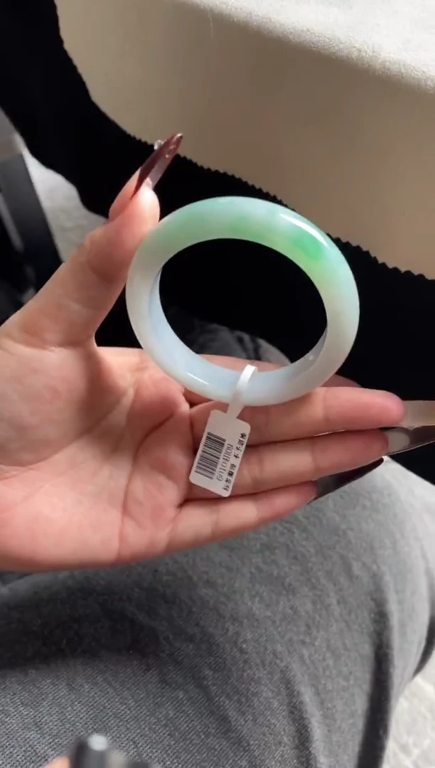 未镶嵌手镯翡翠三天鉴赏期