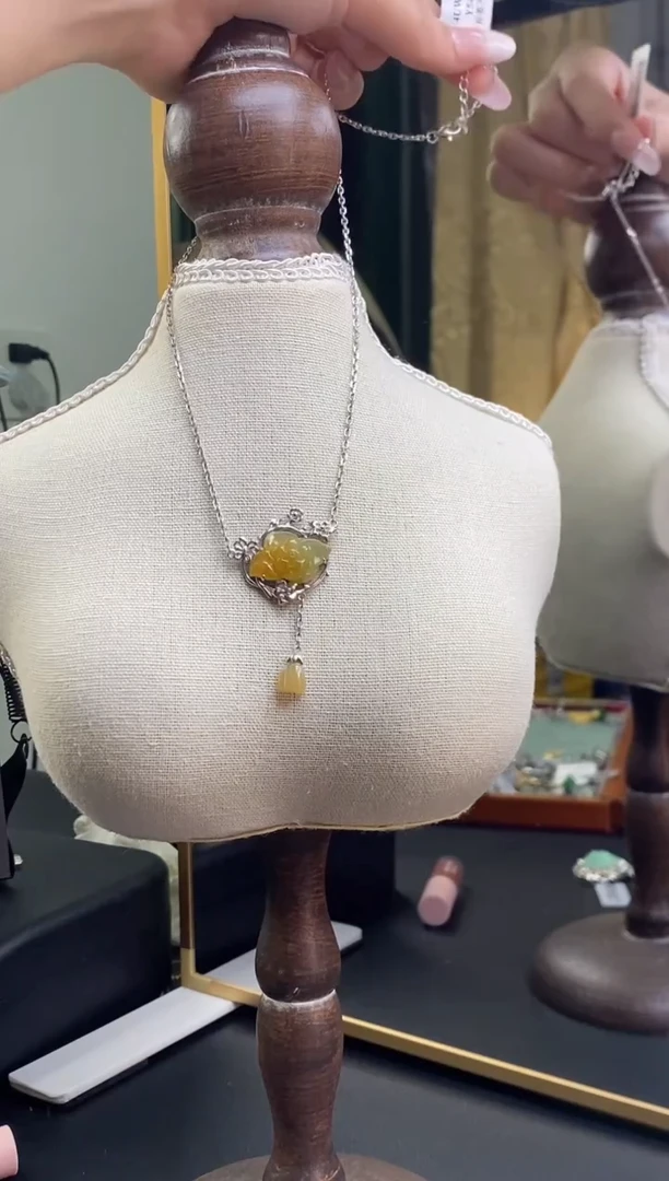 颈饰银S925镶嵌翡翠16808