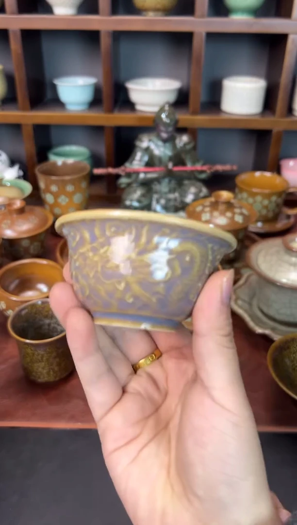 【闪购商品】杯豆青龙纹压手杯礼盒证书