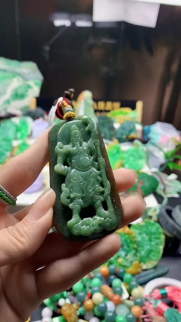 颈饰未镶嵌翡翠天然缅甸翡翠a货