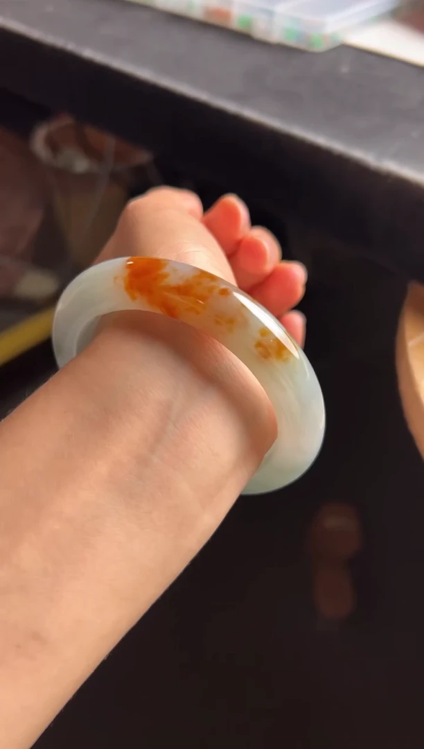 定制翡翠未镶嵌神***屋桂花手镯总价55000+2750/尾款27750