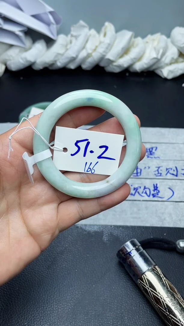 未镶嵌手镯翡翠166