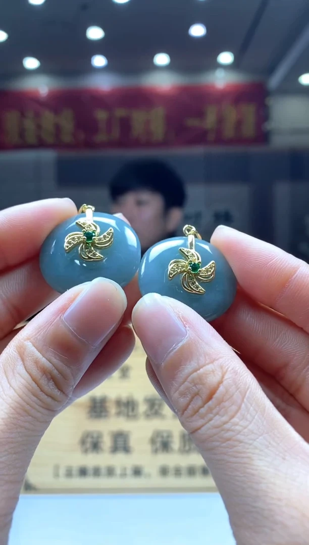 【闪购商品】定制翡翠未镶嵌多样性发货【只发一件】 *s10