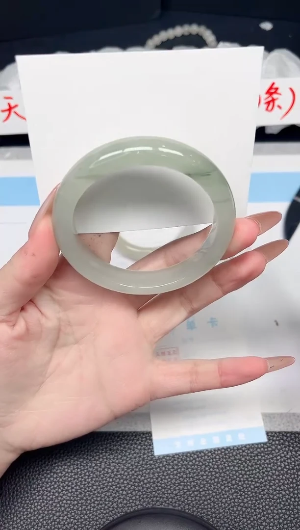 石英质玉手镯未镶嵌159-58.5