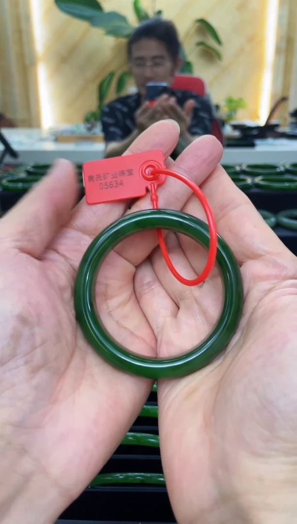 和田玉（碧玉）手镯未镶嵌C****a634