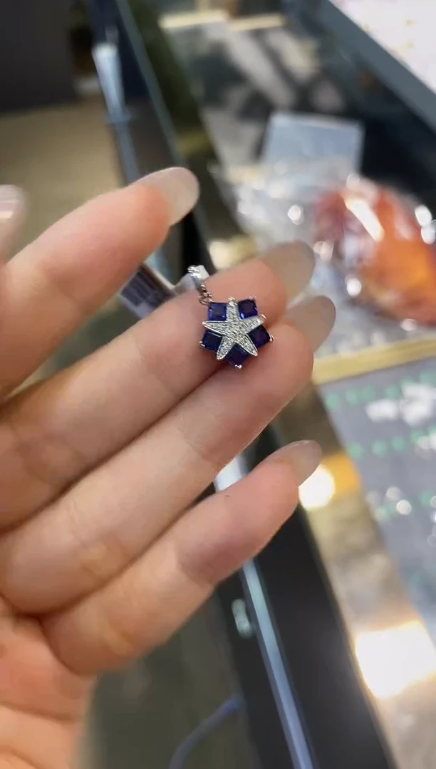 吊坠(不含链)蓝宝石18K金镶嵌蓝宝石