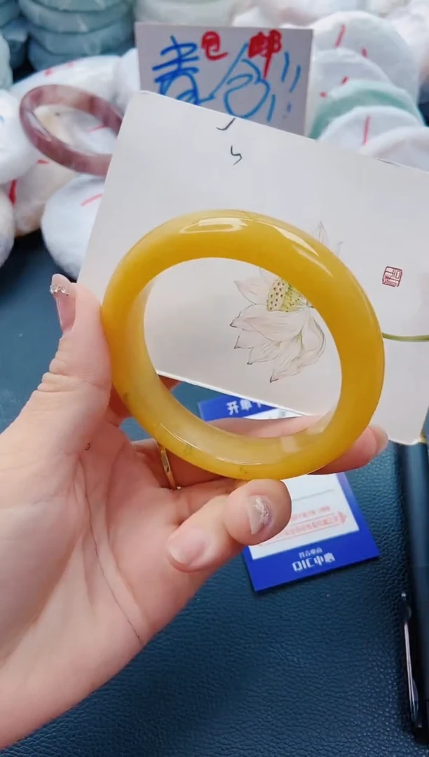 石英质玉手镯未镶嵌H55-59-60